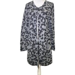 AUGUST SILK Women's Medium light gray animal print fuzzy long length cardigan
